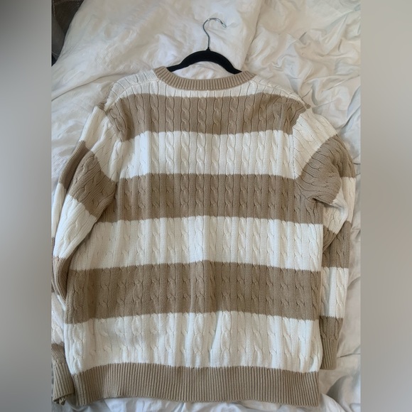 Oversized Cable Knit Striped Sweater - Picture 4 of 4